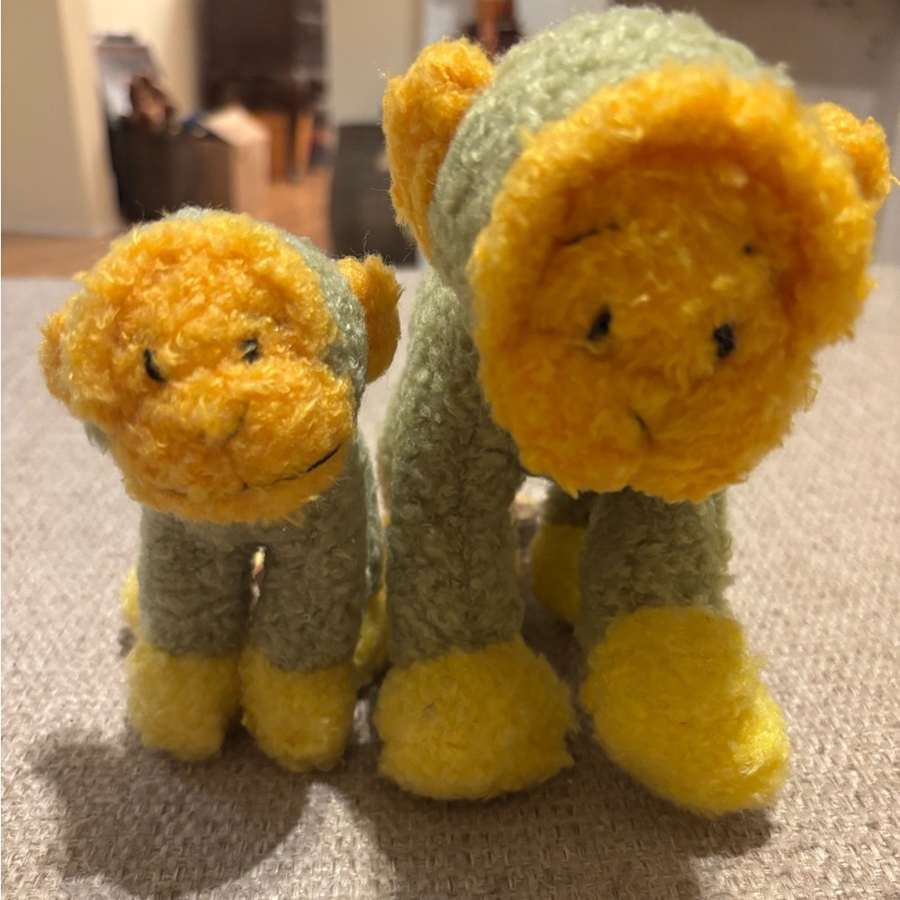 Naito Design Set of a Small and a Medium Monkey